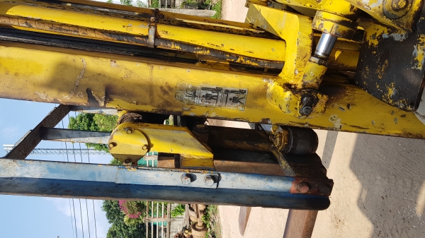 ขายฟอล์คลีฟต์มิตชุ3.5ตันดีเซล ขายฟอล์คลีฟต์มิตชุ3.5ตันดีเซล