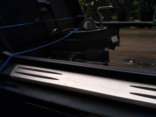 ท้ายตัดbenz slk200 เปิดประทุน สปอต