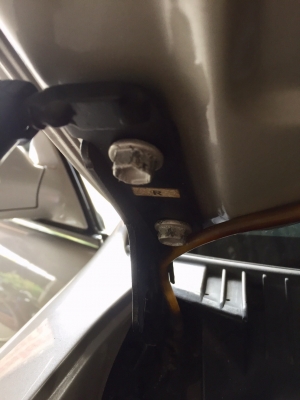 ขายโช๊คค้ำฝากระโปรงหน้ารถ TOYOTA รุ่น COROLLA ปี92