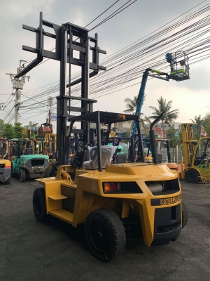 CATERPILLAR DP60  รถขนาด 6 ตัน ดีเซล แผงงายกตู้ งายาว 2.4 เมตร เกียร์ออโต้