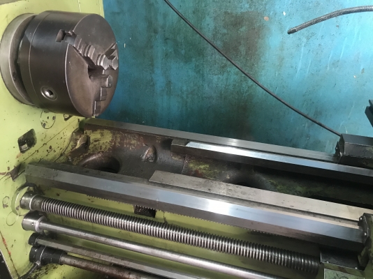 ขายเครื่องกลึงไต้หวัน6ฟุต