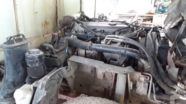 Isuzu NPR150 ห้างแท้ปี 52 กะบะคอกหมูยาว 5 เมตร เล่มพร้อม สวยพร้อมใช้ 498,000 จร้า รถยุนครพนม 0821109