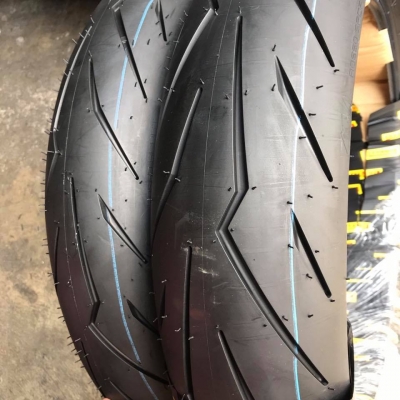 ยางใหม่ สุดฮิต Pirelli Rosso Sport สายฟ้าราคาเร้าใจ