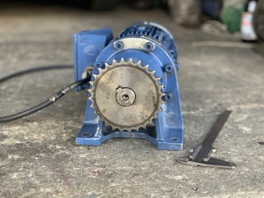ขายมอเตอร์เกียร์ Cycrodrive Sumitomo 1HP. 380V อัตราทด 1:29 made in Japan เพลาออกประมาณ 50รอบต่อนาที สภาพสวยใหม่มาก หมุนนิ่ม พร้อมใช้งาน