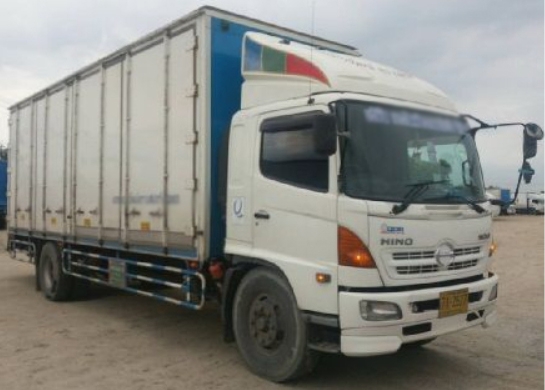 ขาย 6 ล้อตู้ทึบ Hino 212 แรงม้า ปี 54 ตู้ 7.5