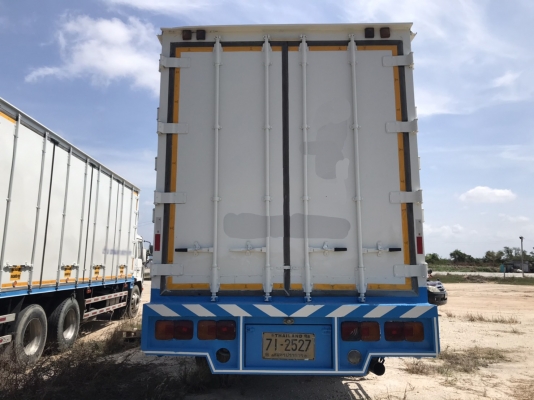ขาย 6 ล้อตู้ทึบ Hino 212 แรงม้า ปี 54 ตู้ 7.5