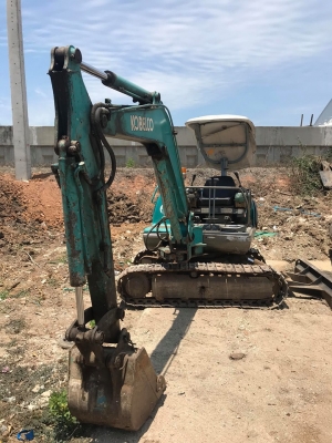 ขายตามสภาพครับ kobelco sk030 มีเอกสารอินวอยไห้ ชม.การทำงานมองไม่ค่อยเห็น ประมาณ6000กว่า ชม. ครับ ราคา220000