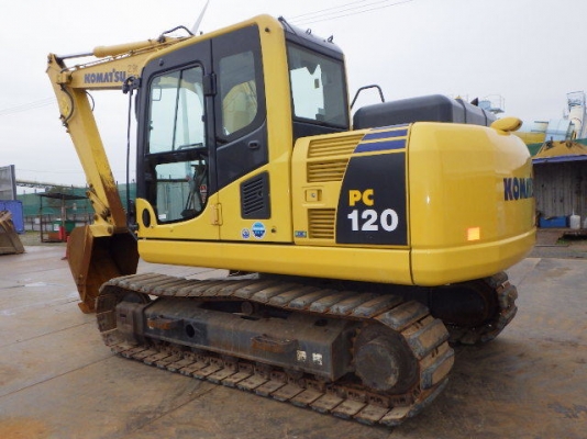 ขายรถขุดนำเข้าจากประเทศญี่ปุ่น komatsu pc120-8 สนใจติดต่อสอบถาม 0923309229 อีด