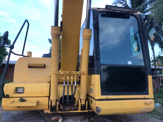 แมคโคร KOMATSU PC130-8