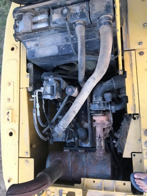 แมคโคร KOMATSU PC130-8