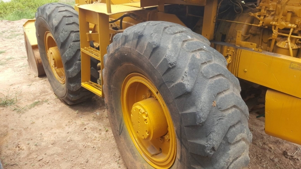 รถตักKOMATSU JH30B 2เพลา