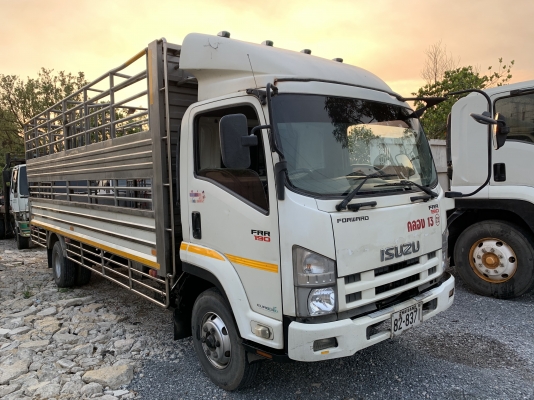 ISUZU FRR 190 ปี56 ยาว6.50 กะบะเลสทั้งลูก เครื่องดี คัทซีสวย ยางดี รถติดเดิมครับไม่มีชนหนัก ราคา 780 ISUZU FRR 190 ปี56 ยาว6.50 กะบะเลสทั้งลูก เครื่องดี คัทซีสวย ยางดี รถติดเดิมครับไม่มีชนหนัก ราคา 780
