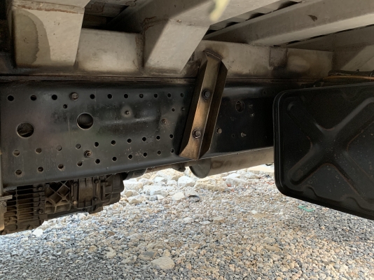 ISUZU FRR 190 ปี56 ยาว6.50 กะบะเลสทั้งลูก เครื่องดี คัทซีสวย ยางดี รถติดเดิมครับไม่มีชนหนัก ราคา 780 ISUZU FRR 190 ปี56 ยาว6.50 กะบะเลสทั้งลูก เครื่องดี คัทซีสวย ยางดี รถติดเดิมครับไม่มีชนหนัก ราคา 780