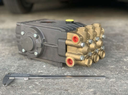 ขายหัวปั๊มฉีดน้ำแรงดันสูง Inter Pump รุ่น WS151 made in Italy สภาพสวยใหม่มาก หมุนนิ่ม พร้อมใช้งาน