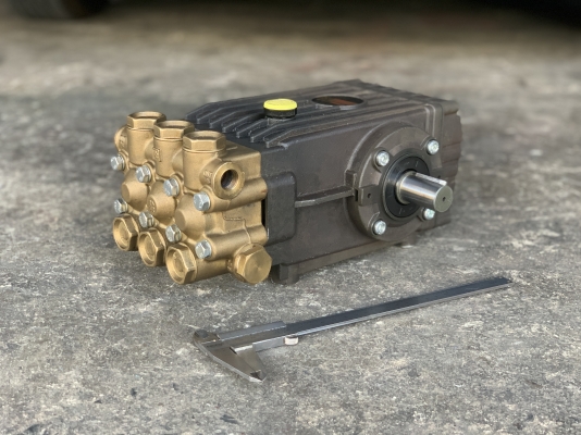ขายหัวปั๊มฉีดน้ำแรงดันสูง Inter Pump รุ่น WS151 made in Italy สภาพสวยใหม่มาก หมุนนิ่ม พร้อมใช้งาน