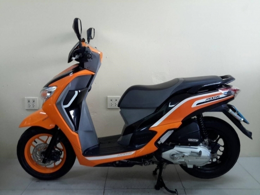 32500 Honda Moove idlingstop combibrake ตัวท็อป ล้อแม็ค โฉมใหม่ล่าสุด สภาพนางฟ้า 5790 กม. เอกสารครบพร้อมโอน