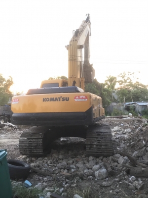 ขาย Komatsu Pc200-6