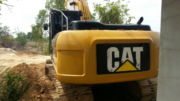 แบคโฮCAT320D2 แบคโฮCAT320D2