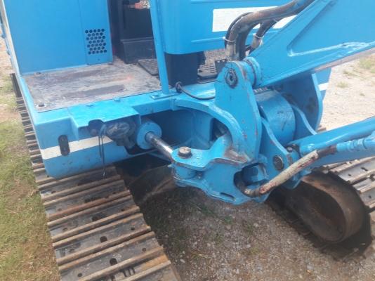 ขายรถแบ็คโฮโกเบลโก้ KOBELCO SK-24 เทียบเท่า PC25