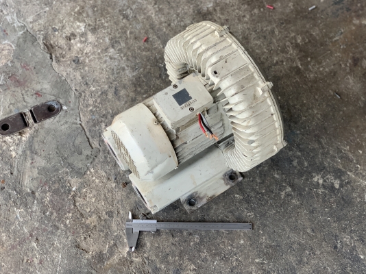 ขายริงโบลเวอร์ดูด-เป่าอากาศ Siemens 1.5HP. 380V made in Germany ขนาดท่อ 2นิ้ว สภาพสวยใหม่มาก หมุนนิ่ม พร้อมใช้งาน ขายริงโบลเวอร์ดูด-เป่าอากาศ Siemens 1.5HP. 380V made in Germany ขนาดท่อ 2นิ้ว สภาพสวยใหม่มาก หมุนนิ่ม พร้อมใช้งาน