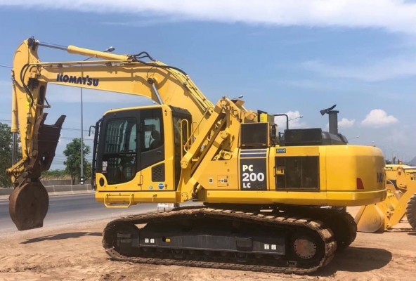 Komatsu PC200LC-8 พร้อมระบบแม่เหล็ก สภาพสวยๆค่ะ