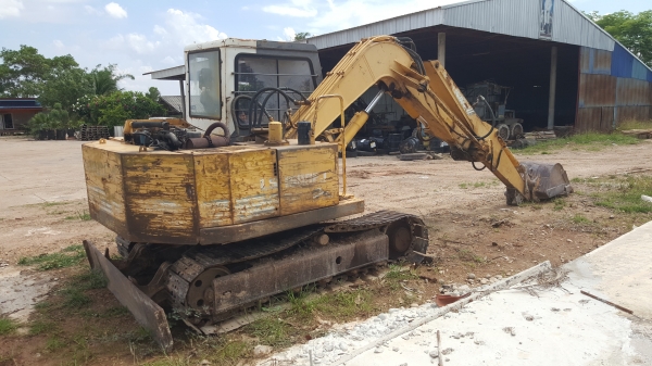 ขาย แบคโฮ SUMITOMO LS-1600FJ เครื่องดี ปั้มดี ตัวเดินอ่อน 1 ข้าง เฟรมสวย โซ่ดี ราคาต่อรองได้ ขาย แบคโฮ SUMITOMO LS-1600FJ เครื่องดี ปั้มดี ตัวเดินอ่อน 1 ข้าง เฟรมสวย โซ่ดี ราคาต่อรองได้