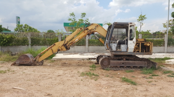ขาย แบคโฮ SUMITOMO LS-1600FJ เครื่องดี ปั้มดี ตัวเดินอ่อน 1 ข้าง เฟรมสวย โซ่ดี ราคาต่อรองได้
