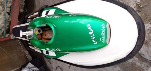 ขายตัดถูกๆ บอดี้ SEA-DOO HX ตัวแข่ง