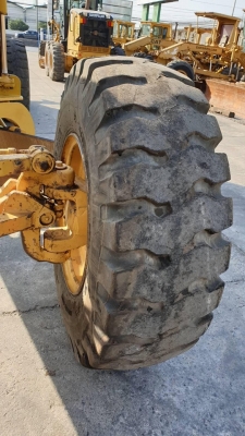 รถเกรด CAT 140G S/N 13780