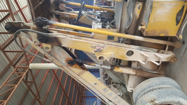 ขาย รถตัก KOMATSU SD23 เกียร์ทอร์ค แขนยาวพิเศษ เครื่องดี ราคาต่อรองได้ครับ ขาย รถตัก KOMATSU SD23 เกียร์ทอร์ค แขนยาวพิเศษ เครื่องดี ราคาต่อรองได้ครับ