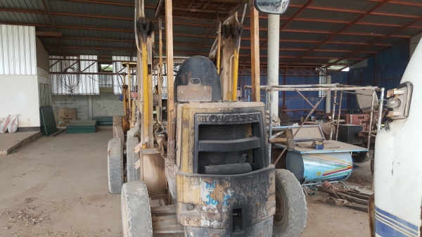 ขาย รถตัก KOMATSU SD23 เกียร์ทอร์ค แขนยาวพิเศษ เครื่องดี ราคาต่อรองได้ครับ ขาย รถตัก KOMATSU SD23 เกียร์ทอร์ค แขนยาวพิเศษ เครื่องดี ราคาต่อรองได้ครับ