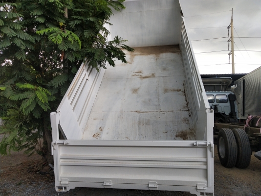 6ล้อดั๊มพ์ *EURO3* ISUZU NPR 150แรงม้า ยาว 4.00ม.ปี2553นะคะ ราคา 695000บาทนะคะรถห้างแท้ (มีเอกสารเล่ 6ล้อดั๊มพ์ *EURO3* ISUZU NPR 150แรงม้า ยาว 4.00ม.ปี2553นะคะ ราคา 695000บาทนะคะรถห้างแท้ (มีเอกสารเล่