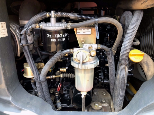 ขายรถขุด Komatsu PC30MR-2 ตู้เก๋ง ไลน์หัวเจาะ ยกเก๋งได้ โทร 081-8581834 แบงค์ เจ้าของขายเอง