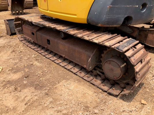 ขายรถขุด Komatsu PC30MR-2 ตู้เก๋ง ไลน์หัวเจาะ ยกเก๋งได้ โทร 081-8581834 แบงค์ เจ้าของขายเอง