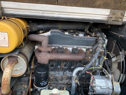 ขายรถขุด IHI 55J ตู้เก๋ง เครื่องยนต์ อีซูซุมังกร นำเข้าเองจากญี่ปุ่นโดยตรงโทร 081-8581834 แบงค์/เจ้าของขายเอง