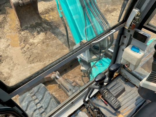 ขายรถขุด IHI 55J ตู้เก๋ง เครื่องยนต์ อีซูซุมังกร นำเข้าเองจากญี่ปุ่นโดยตรงโทร 081-8581834 แบงค์/เจ้าของขายเอง