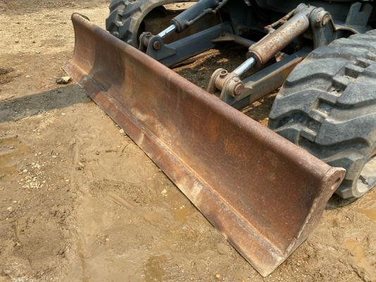 ขายรถขุด IHI 55J ตู้เก๋ง เครื่องยนต์ อีซูซุมังกร นำเข้าเองจากญี่ปุ่นโดยตรงโทร 081-8581834 แบงค์/เจ้าของขายเอง