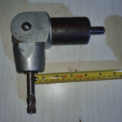 ขายครับขาย multi-angle head สภาพตามรูป ขาดปลอกรัด ขาย 8000 บาท