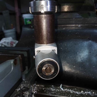 ขายครับขาย multi-angle head สภาพตามรูป ขาดปลอกรัด ขาย 8000 บาท