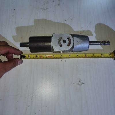 ขายครับขาย multi-angle head สภาพตามรูป ขาดปลอกรัด ขาย 8000 บาท