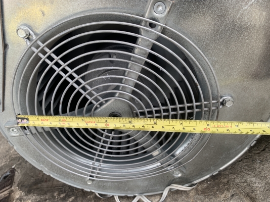 ขายพัดลมโบวเวอร์ดูด-เป่าอากาศ EBM 650W 220V ไฟบ้าน made in Germany สภาพสวย หมุนนิ่ม ให้ลมแรง พร้อมใช้งาน มี 4ตัวครับ ราคาตัวละ 2,800 บาท ขายพัดลมโบวเวอร์ดูด-เป่าอากาศ EBM 650W 220V ไฟบ้าน made in Germany สภาพสวย หมุนนิ่ม ให้ลมแรง พร้อมใช้งาน มี 4ตัวครับ ราคาตัวละ 2,800 บาท