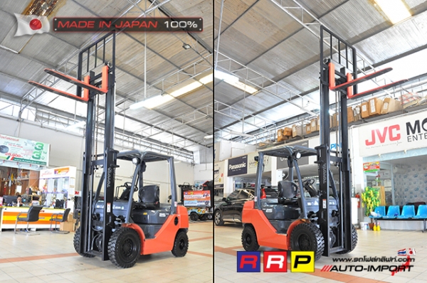 ขายรถโฟล์คลิฟท์มือสอง TOYOTA รุ่น 8FD25-44895 นำเข้าจากประเทศญี่ปุ่น 100\% ไม่เคยใช้งานในไทย