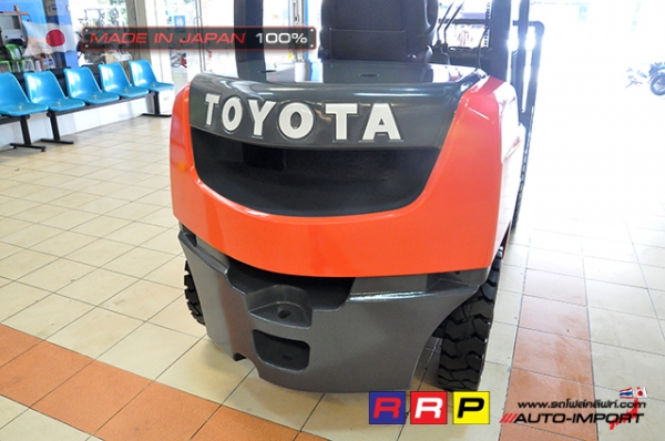 ขายรถโฟล์คลิฟท์มือสอง TOYOTA รุ่น 8FD25-44895 นำเข้าจากประเทศญี่ปุ่น 100\% ไม่เคยใช้งานในไทย