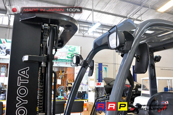 ขายรถโฟล์คลิฟท์มือสอง TOYOTA รุ่น 8FD25-64049 นำเข้าจากประเทศญี่ปุ่น 100\% ไม่เคยใช้งานในไทย