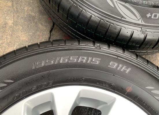 ล้อแม็กป้ายแดง Nissan Almera รุ่นใหม่ล่าสุด ขอบ 15 พร้อมยางใหม่ป้ายแดง 195-65-15 Dunlop ปี 20 ใหม่ยกห้าง