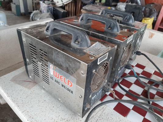 ขาย ตุ้เชื่อมเล็ก 200แอม สภาพ สวย ใช้งานได้ปกติ ค่ะ ขาย ตุ้เชื่อมเล็ก 200แอม สภาพ สวย ใช้งานได้ปกติ ค่ะ