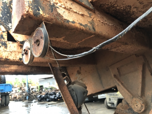 ขายกระบะดั้ม ท้องเรือ พร้อมกระบอก