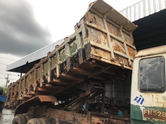 ขายกระบะดั้ม ท้องเรือ พร้อมกระบอก