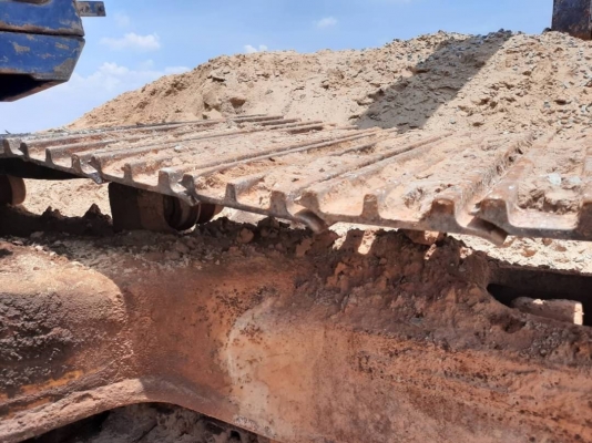 ขาย 365,000 บาท KOMATSU PC200-3 สภาพพร้อมใช้ เอกสารเล่มทะเบียน สนใจดูรถ ที่ จังหวัด มหาสารคาม