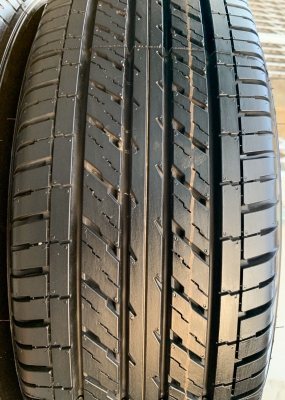 ยางใหม่ป้ายแดง 215-65-16 Dunlop ปลายปี 19 สวยกริ๊บๆ